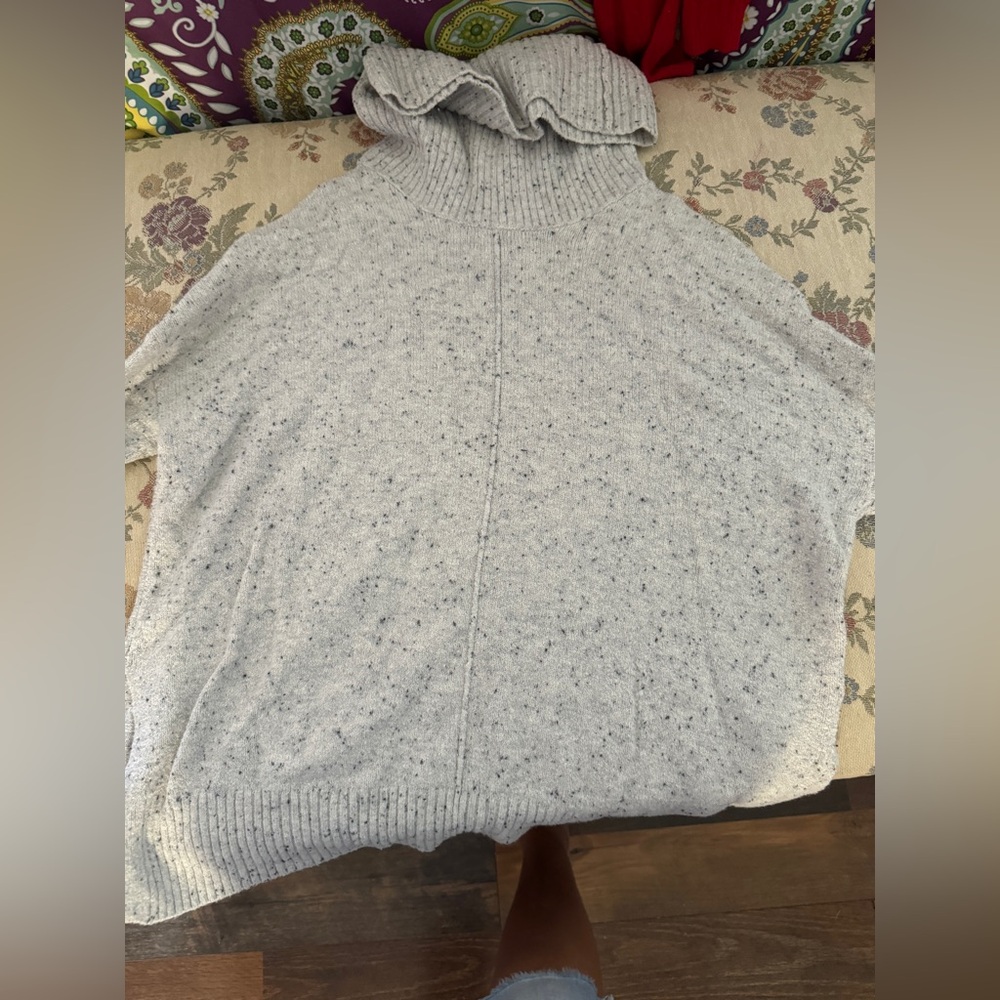 Women’s sweater